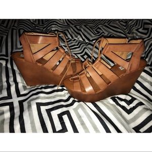 Steve Madden Lace up Wedges